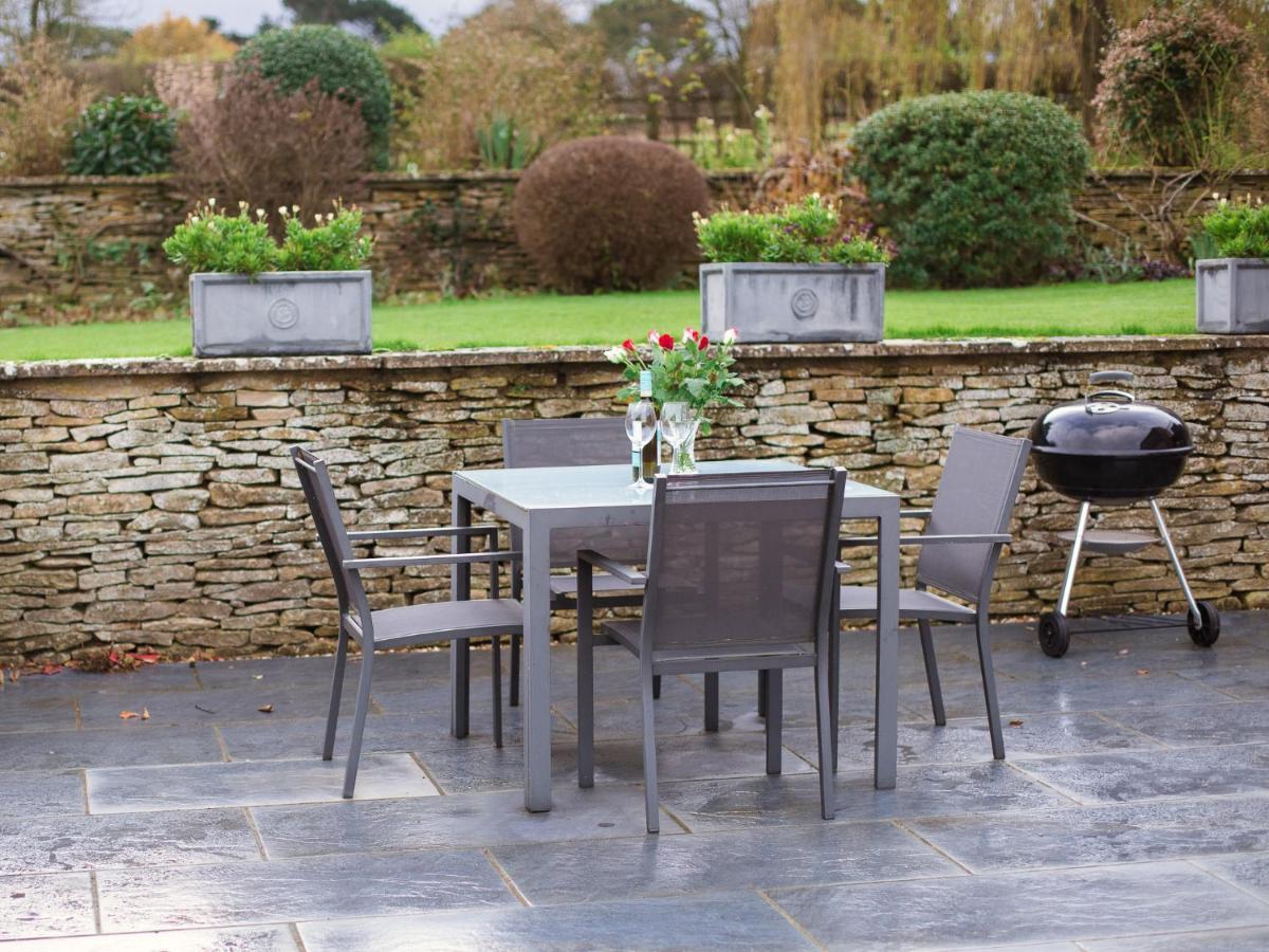 Granary At Rectory Farm Vila Wolford Exterior foto